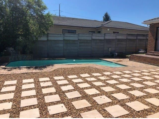 To Let 3 Bedroom Property for Rent in Rouxville Western Cape